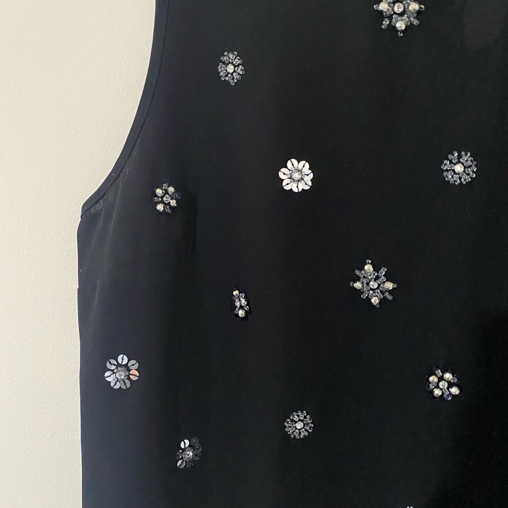 Embroidered Tank Top - Picture 2 of 6